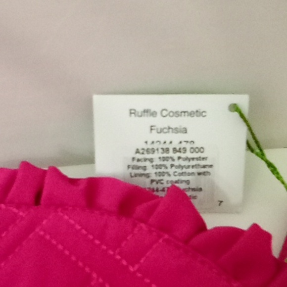 Vera Bradley ruffle quilted cosmetic fuchsia bag - Picture 5 of 8